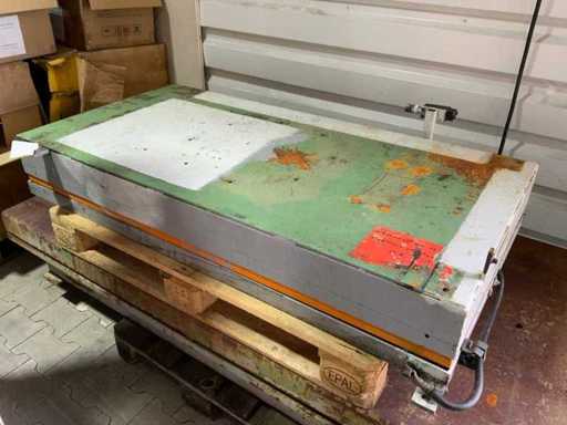 1992 Trepel E 20 / 10 lifttafel