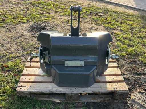 Valtra Front Weight 2x600