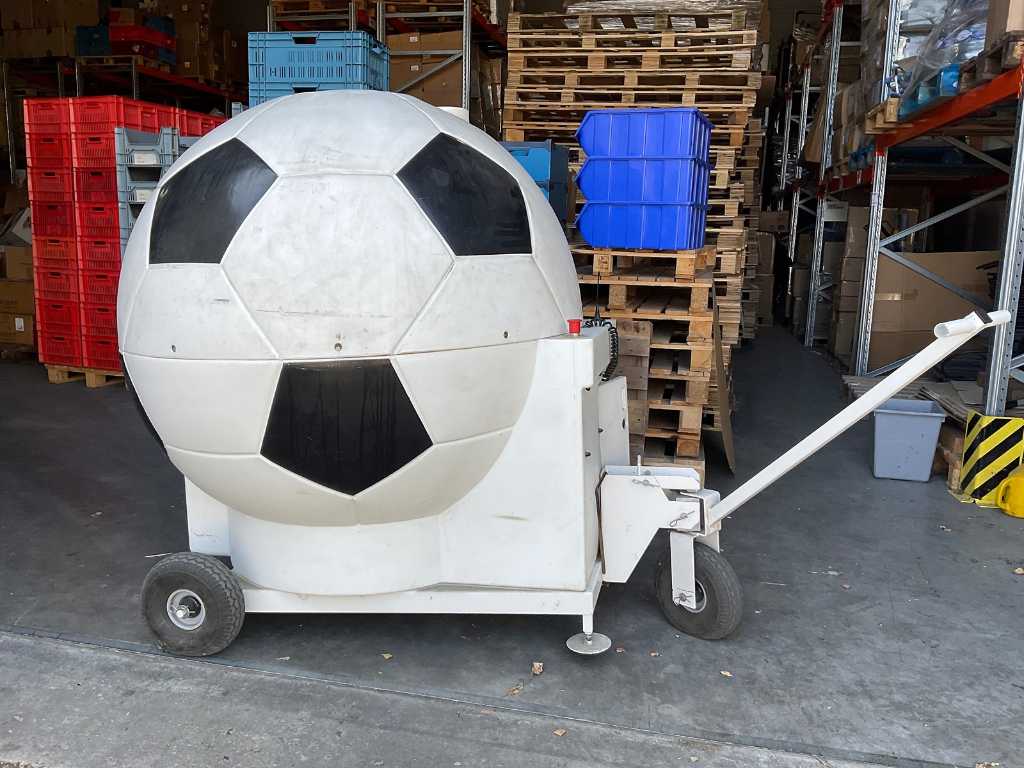 Fully automatic goalkeeper trainer machine for football (with defect)