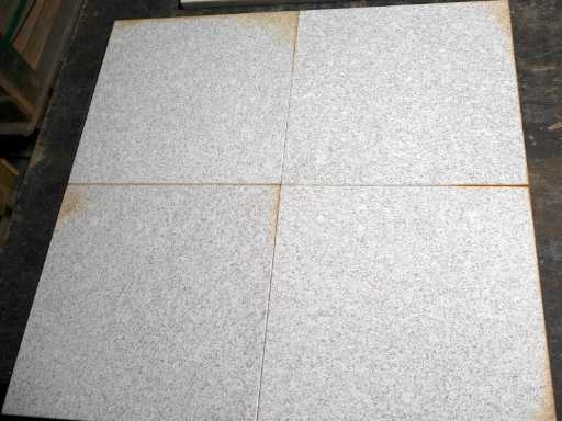 Naturalne płytki kamienne (ok. 36m²)