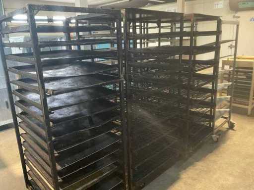 Various oven carts (7x)