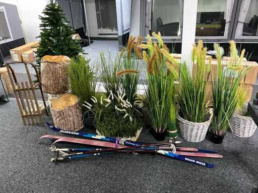 Série de plantes artificielles et matériaux décoratifs