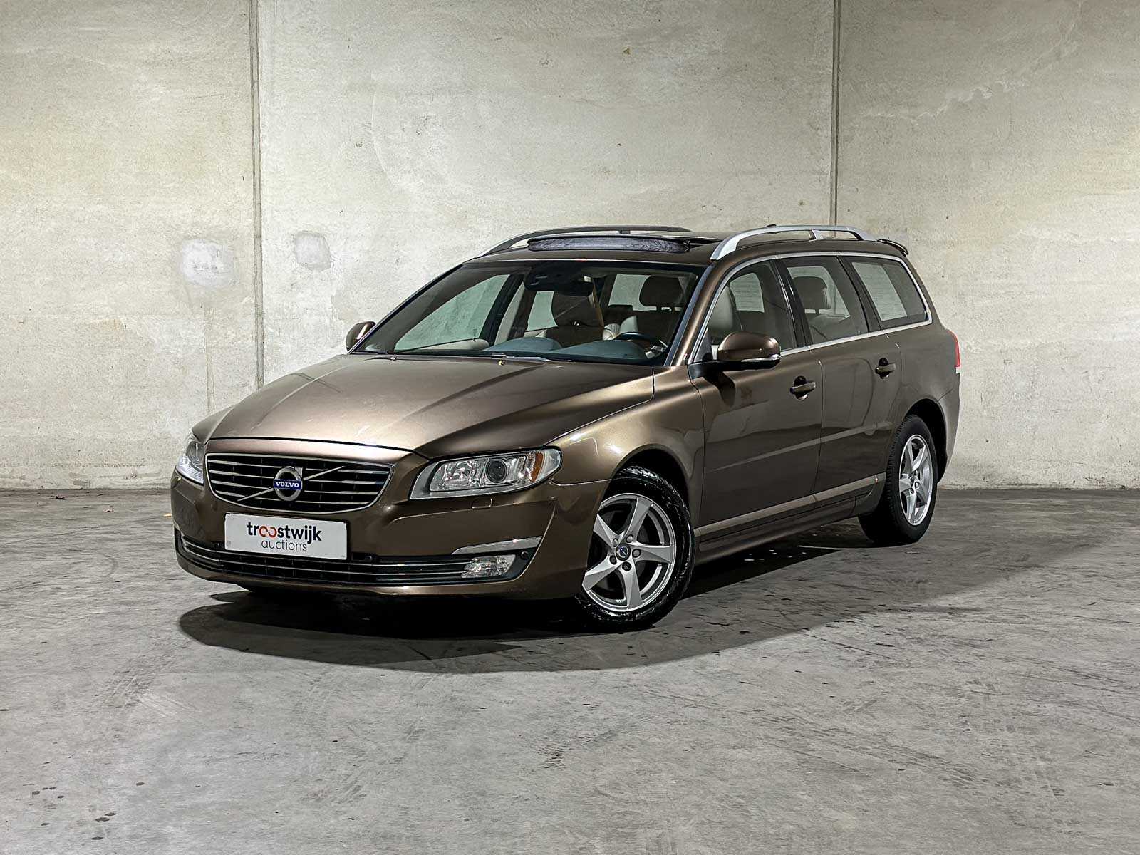 Volvo V70 2.0 D4 Summum 181pk 2015 (Origineel-NL), GB-859-B