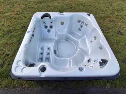 Balboa 5-Personen-Jacuzzi und Outdoor-Spa