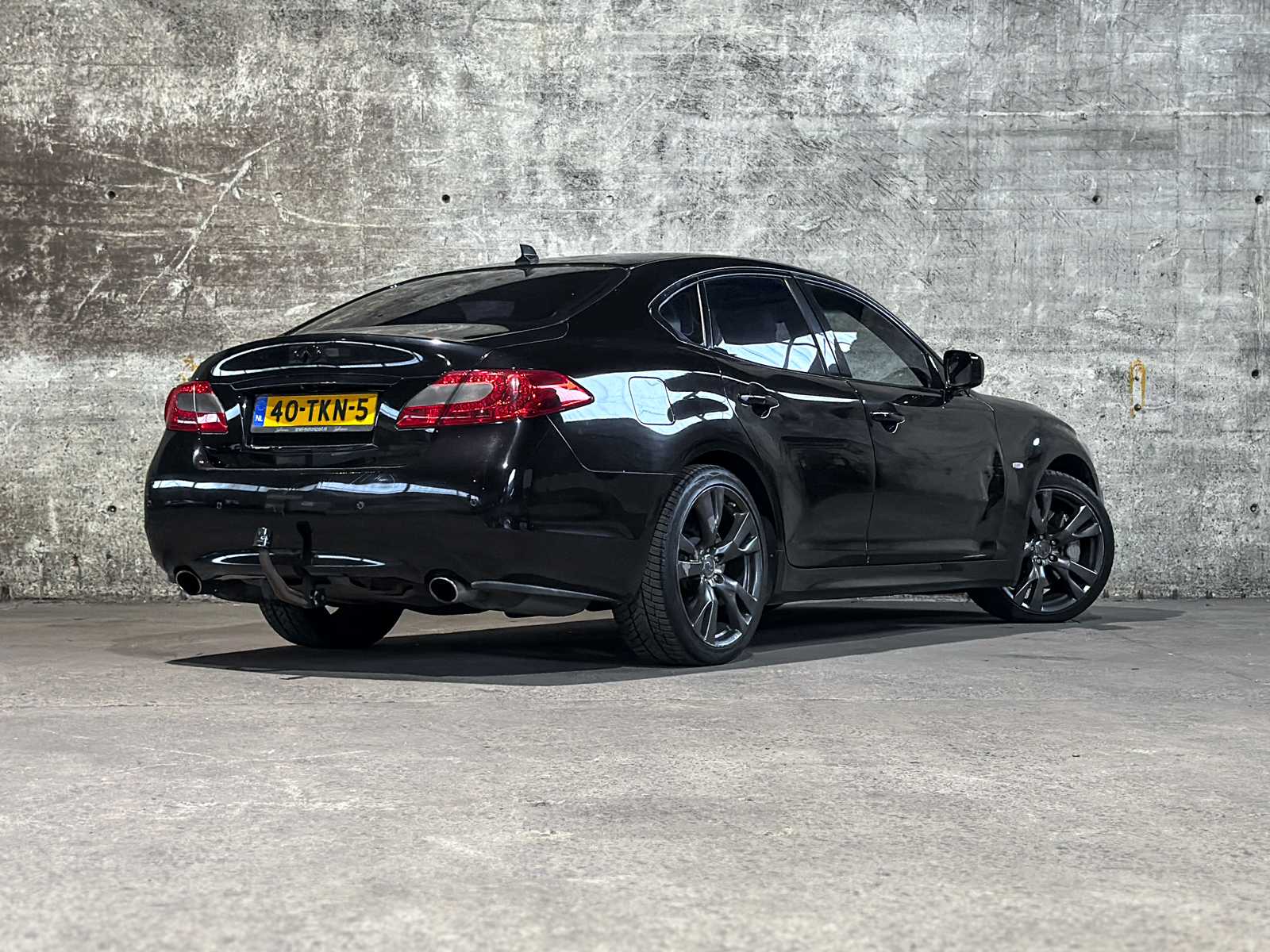 Infiniti M 37 S Premium 320pk 2010, 40-TKN-5
