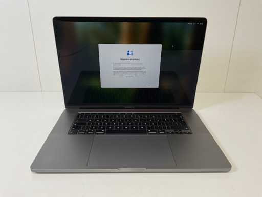 Apple MacBook Pro 16”, HexaCore i7, 16 GB RAM, 512 GB SSD, AMD Radeon Pro 5300M 4 GB Laptop