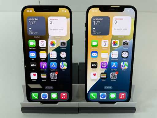 Apple iPhone 12 - 128 GB - Black (2x)