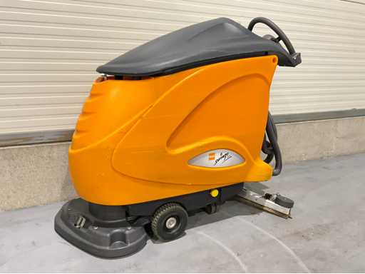 Taski Swingo 1255B Zelfrijdende schrobmachine