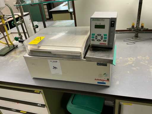 Julabo 19 Water Bath