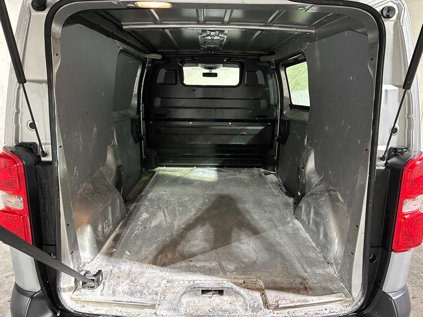 Toyota PROACE Worker 1.6 D-4D Cool Comfort 95pk 2017 (Origineel-NL), V-975-GR