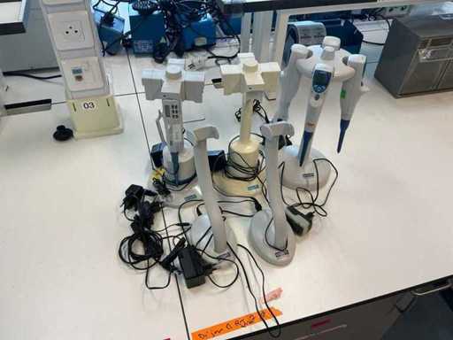 Pipettes with Carriers (5x)