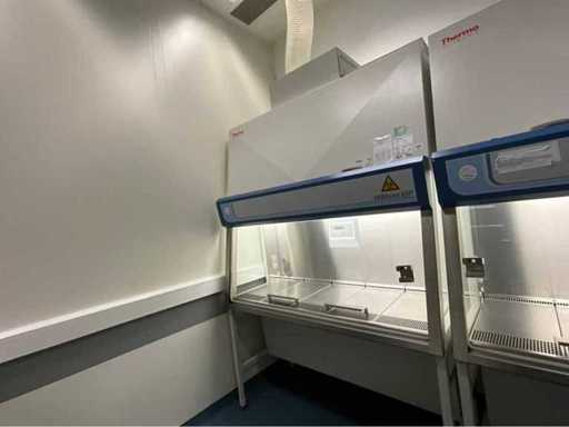 Stazione di Sicurezza Microbiologica THERMO SCIENTIFIC HERASAFE KSP15