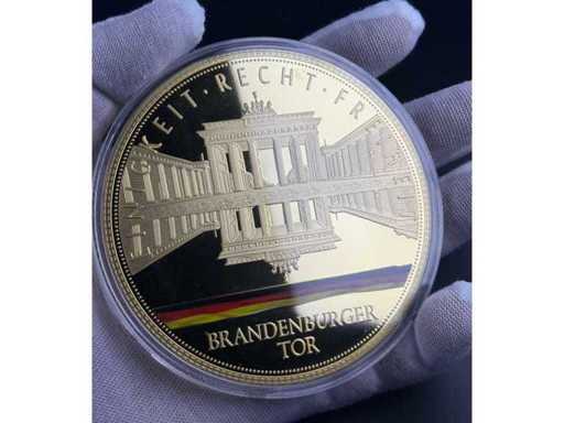 Brandenburger Tor Berlin Gigant Gedenkprägung 2016 100mm Zertifikat Nr. 03180 Gratis EU-Versand