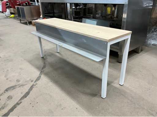 Bankje / bijzettafeltje