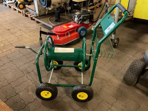 C?rucior cu role de furtun de gr?din?