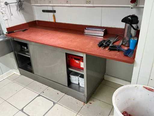 Tavolo da lavoro per macelleria