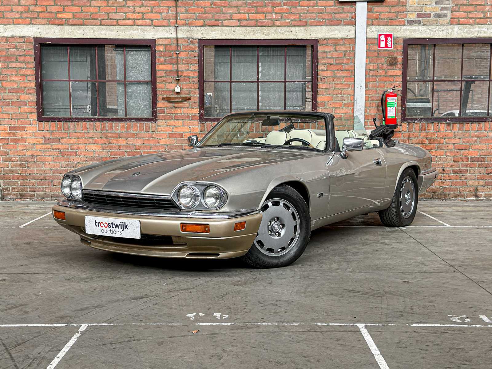 Jaguar XJS 4.0 L6 240pk 1996
