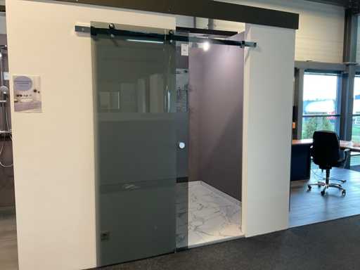 Porte coulissante de salle de bain