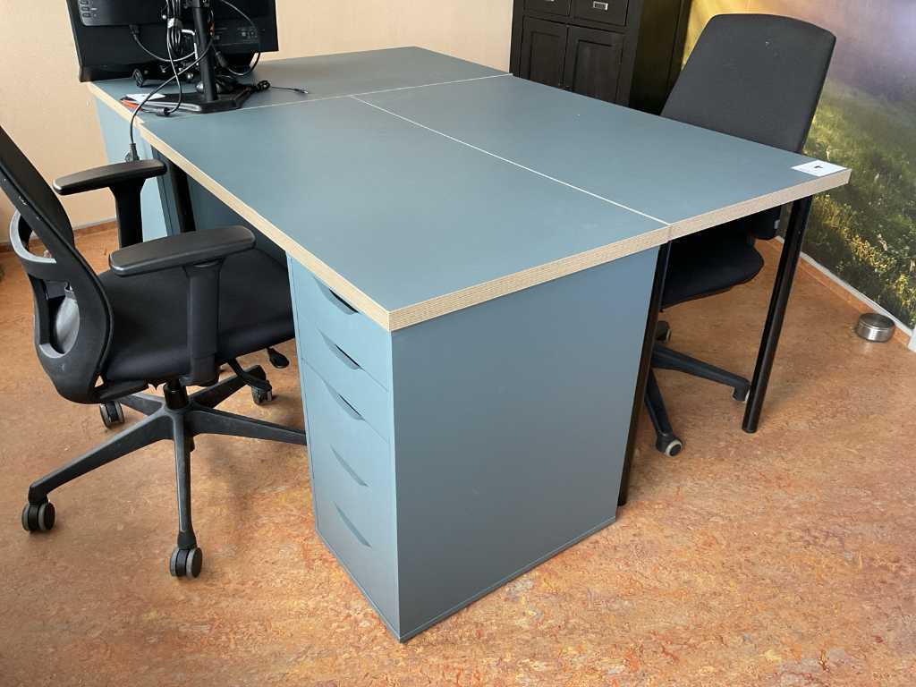 Desk (3x)