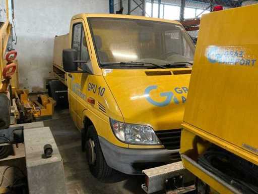 Mercedes-Benz 411CDI Transporter mit Stromaggregat