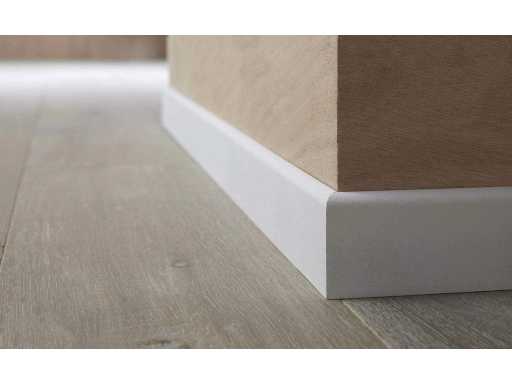 Skirting board wood 880m
