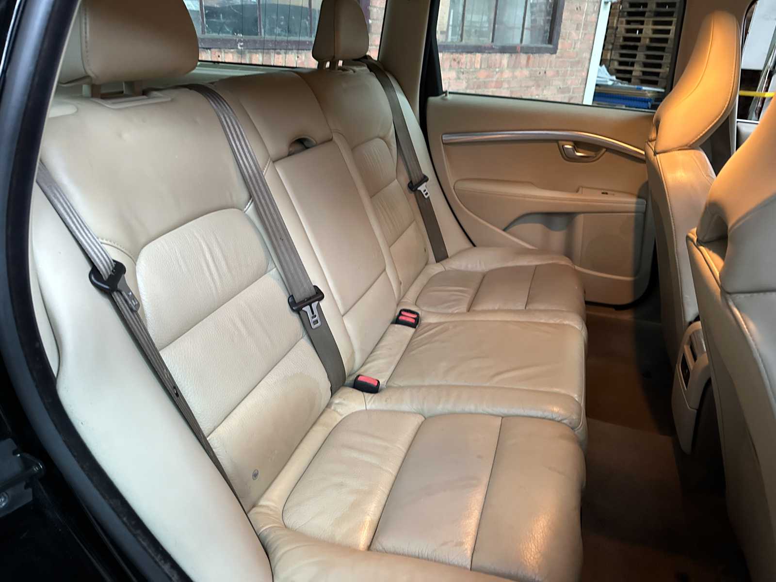 Volvo V70 1.6 T4 Lim. Edition 179PK 20011, 42-RRK-6