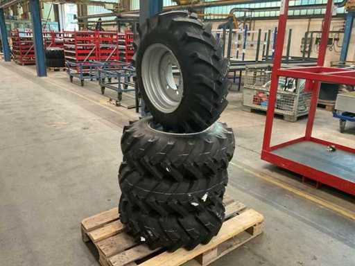 Starco AS Dumper Tire with Rims (4x)