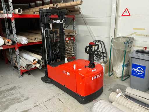 Heli - Electric high stacker