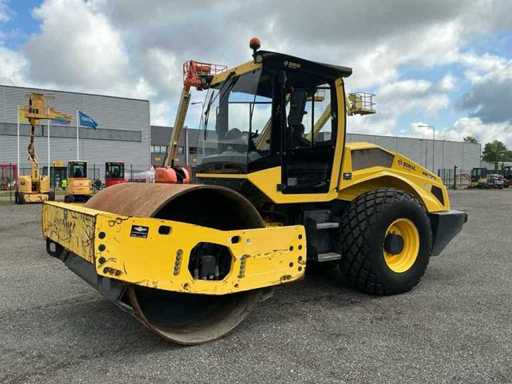 2018 Bomag BW 213 D-5 Grondwals