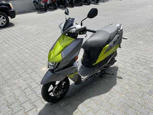 2023 Suzuki Avensis Motorroller