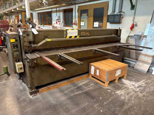 STAHL SKGS 203/5 Guillotine Shears - 1963