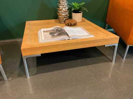 Design On Stock Coffee Table