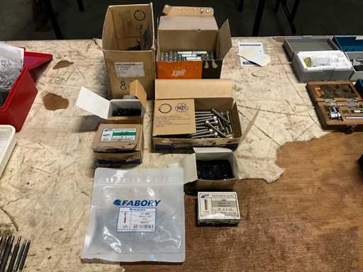 Batch fasteners material