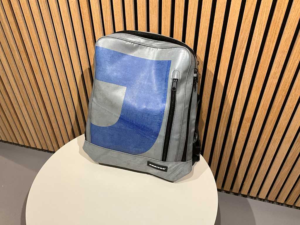 Freitag Hazzard Bag | Troostwijk Auctions