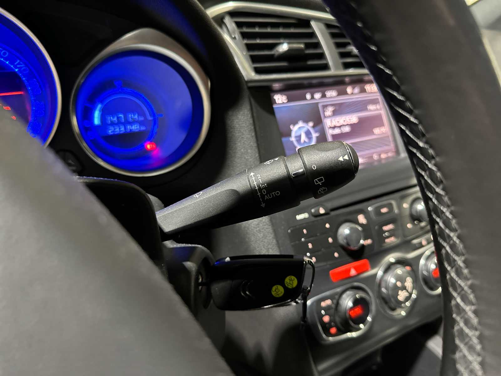 Citroen DS4 1.6 VTi So Chic 120pk 2011 (Origineel-NL), 32-RSX-3