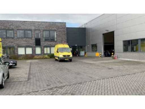 2f873fae-ace9-4fc3-ae7d-d005929df6e9.mp4