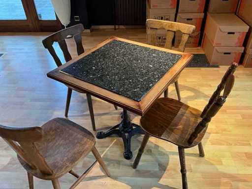 Bistro table with 4 chairs (5x)