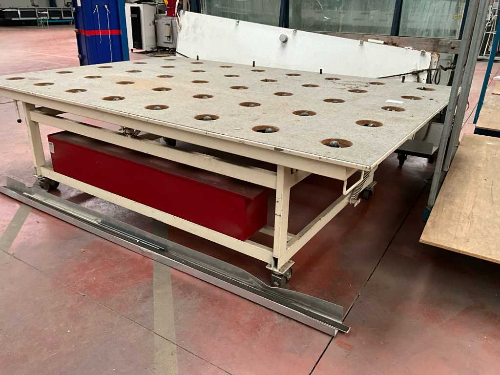 Glass cutting deals table for sale