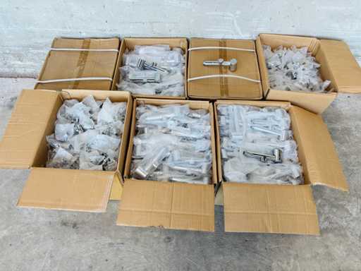 (x1500) - 1 jet toiletkit (handdouche + handdouchestop) - naleving te controleren - Buiten gebruik gesteld