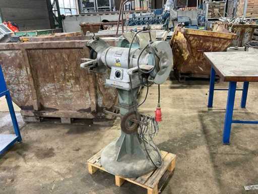 Meuleuse Metabo 7236 à pied