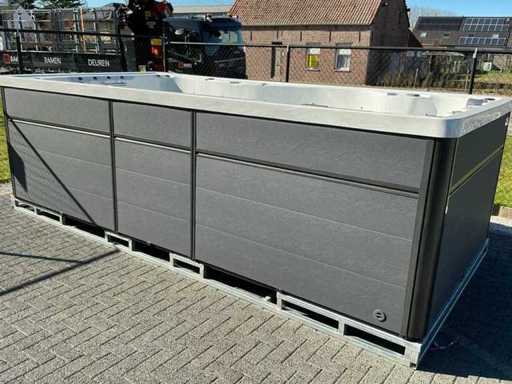 Bellagio Spas Jacuzzi/Buitenzwemspa