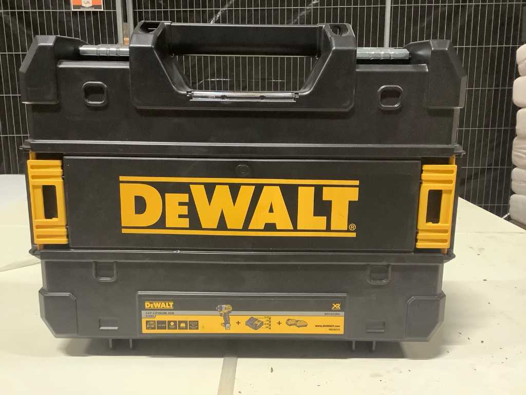 Dewalt dcf601d2 best sale