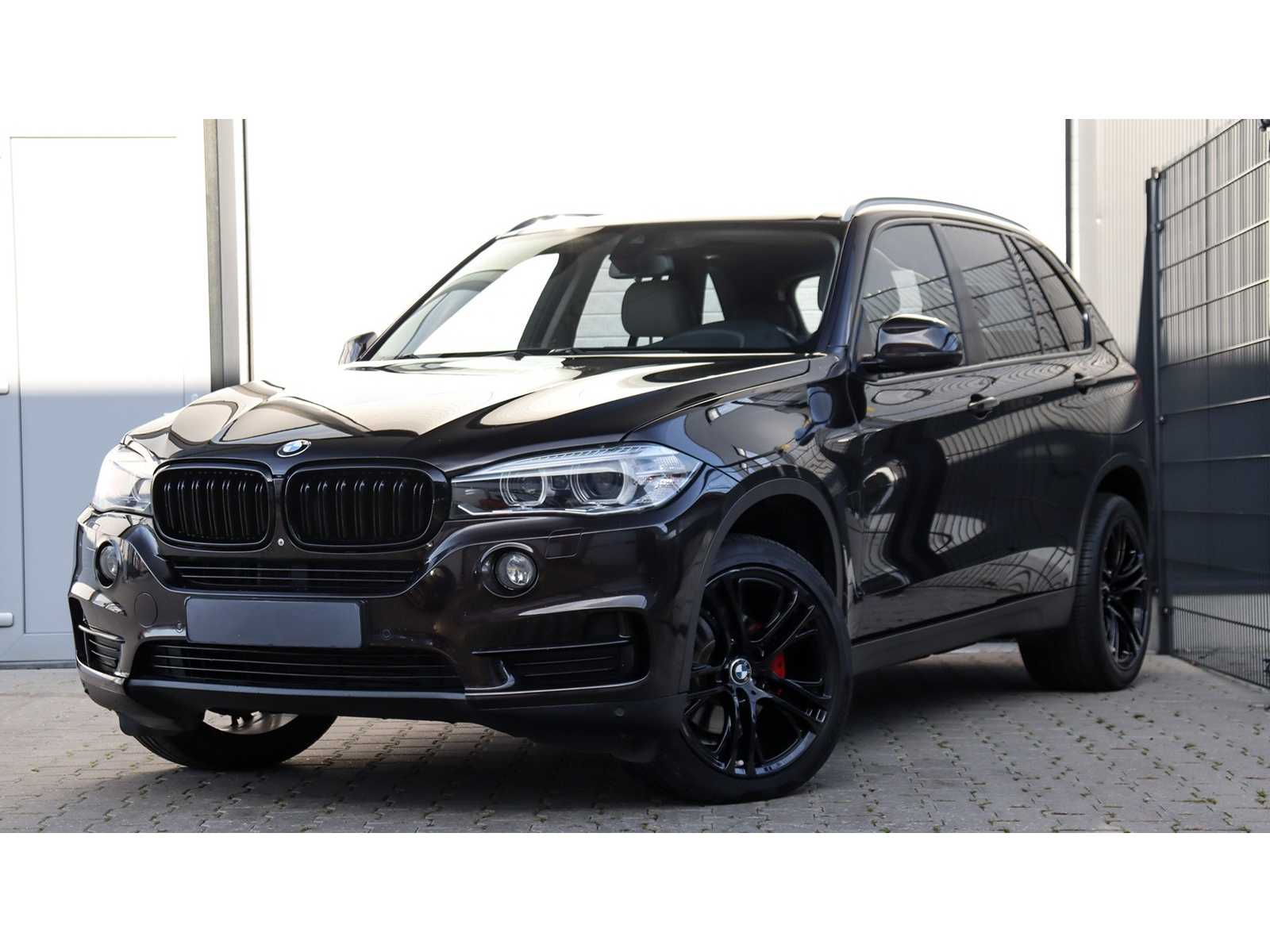 BMW – 2014 – X5 – xDrive25d High Exec. – XL-542-S
