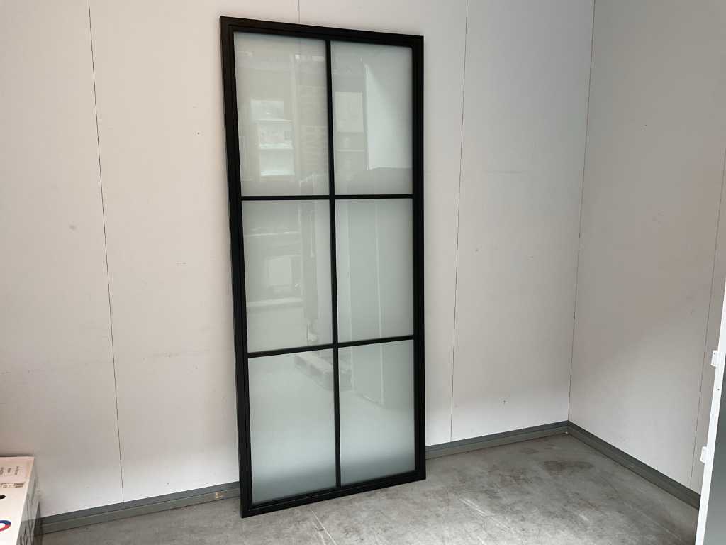 Sliding door with rail system