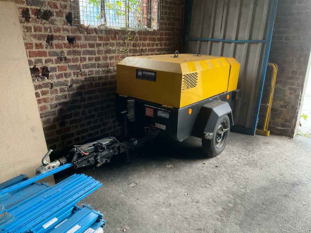 1996 Ingersoll-Rand P110WD Mobile Air Compressor
