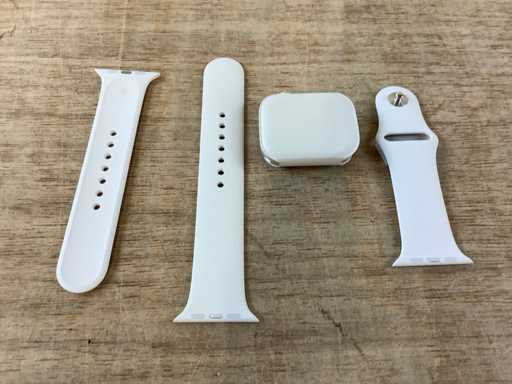 APPLE Watch Series 8 Smartwatch