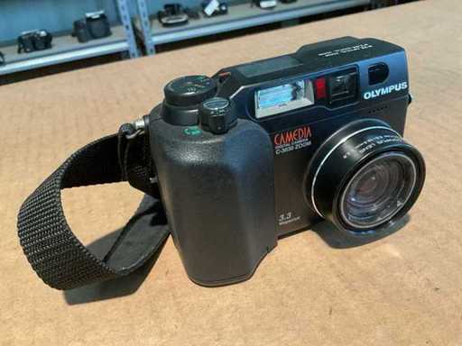 Olympus Camedia C-3030 zoom fotocamera digitale