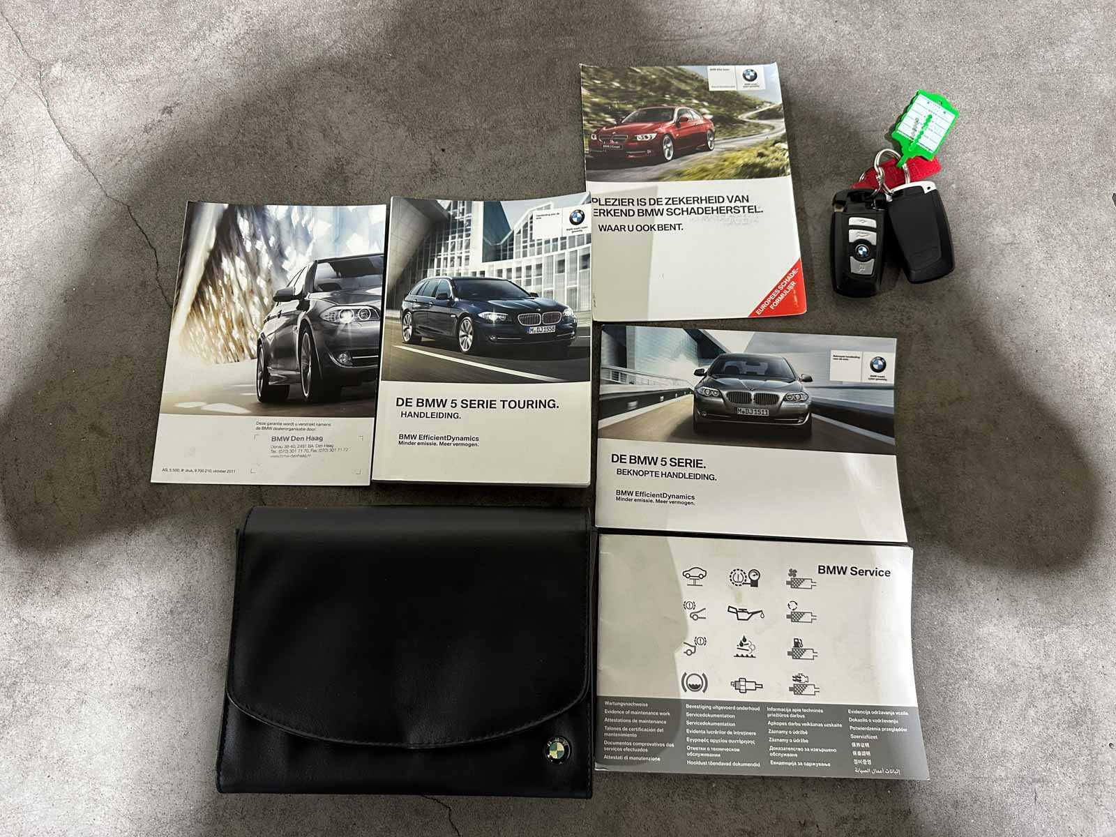 BMW 528xi Touring High Executive 245pk (Origineel-NL) 2012 5-serie, 89-TXH-2