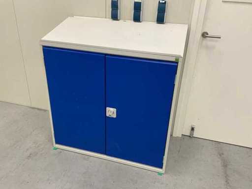 Bott Workshop cabinet