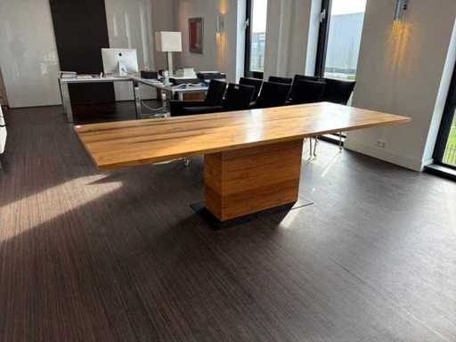 Bert plantagie Conference Table